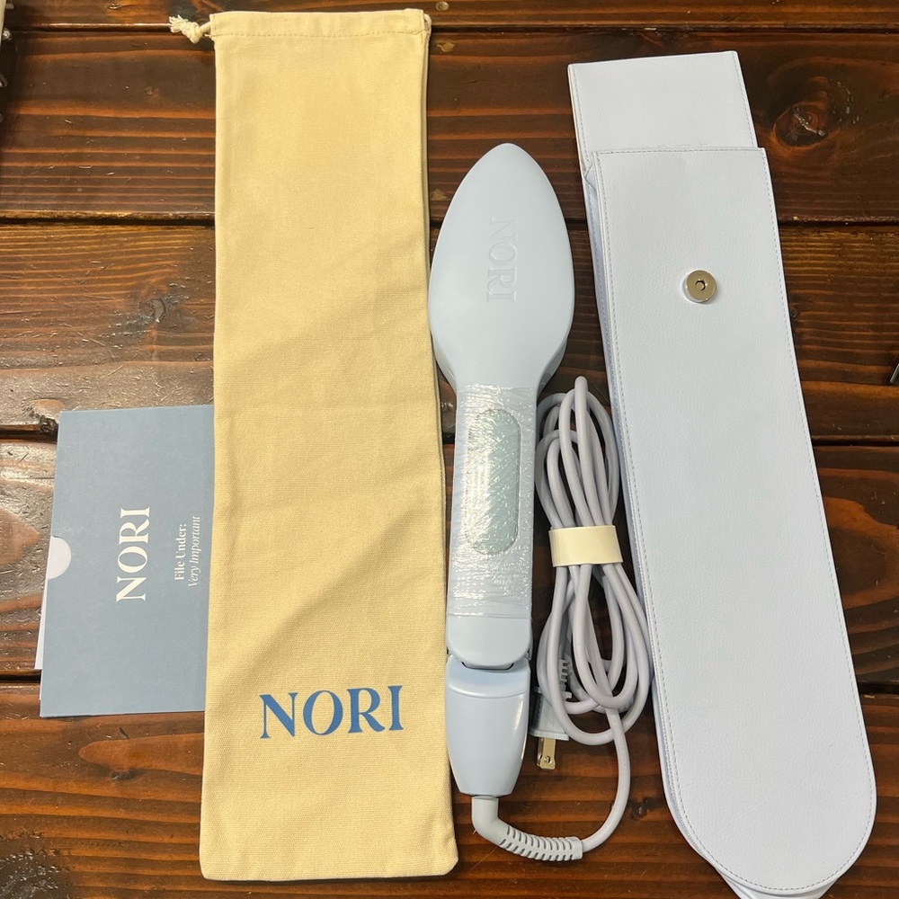 Nori Press Steam Iron | Handheld Iron With Steam | In Near Perfect Condition
